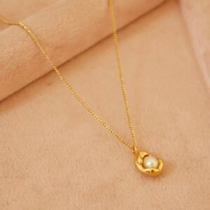 Alloy Pearl Necklace
