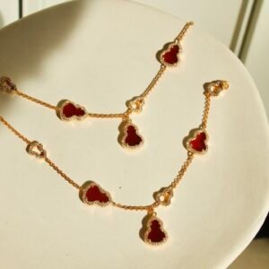 【Red Fortune Shines Bright】